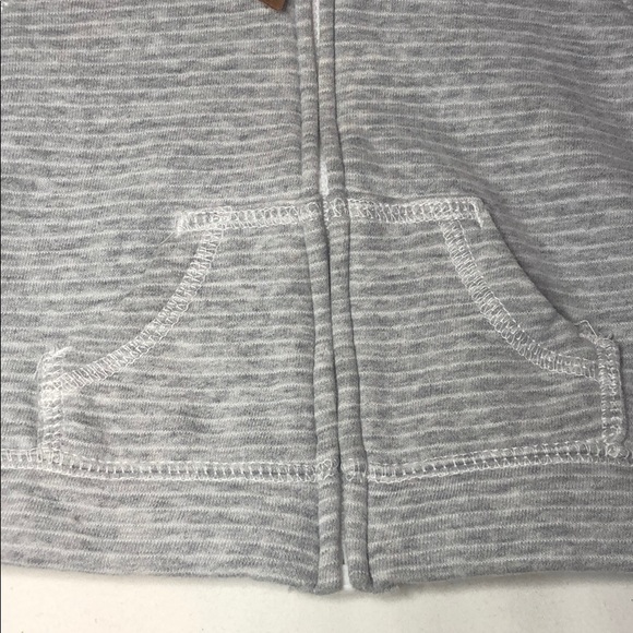 🛎 Carter’s Fleece Hood Zip Up Hoodie (SALE!) (9 Months) - Picture 4 of 6